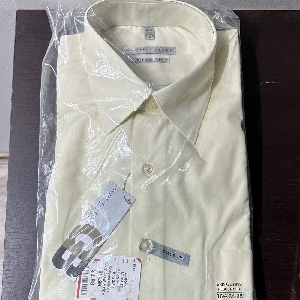 Geoffrey Beene Men's Light Yellow Dress Shirt
